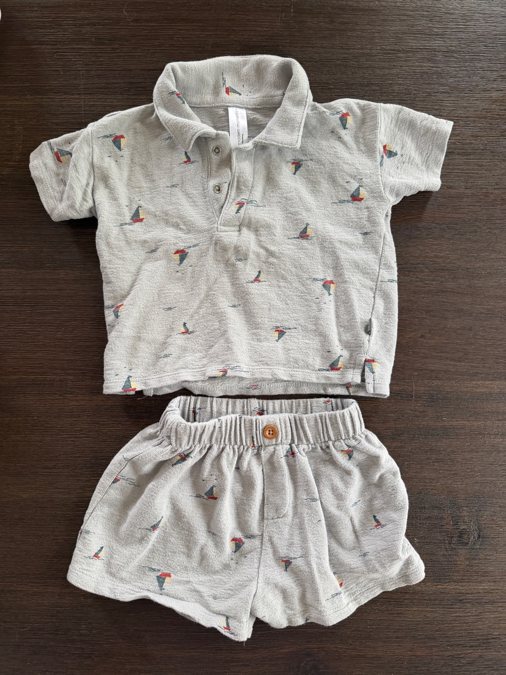 Modern Moments 24M Sailboat Set